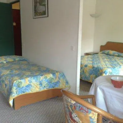 Aparthotel Kyriad Chambery Centre - Hotel Et Residence