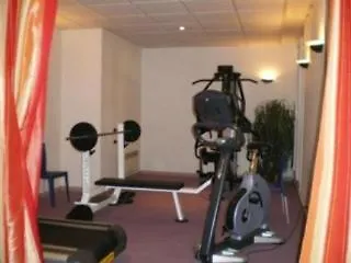Kyriad Chambery Centre - Hotel Et Residence