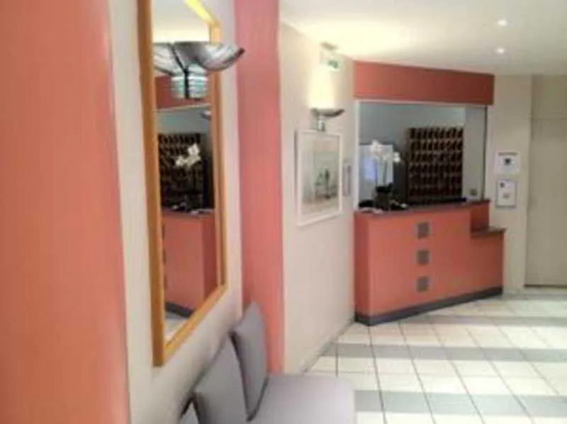 Kyriad Chambéry Centre - Hôtel et Résidence Appart hôtel