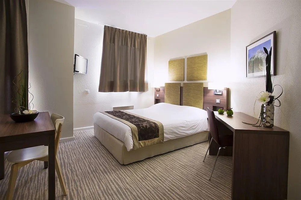 Kyriad Chambery Centre - Hotel Et Residence Франция